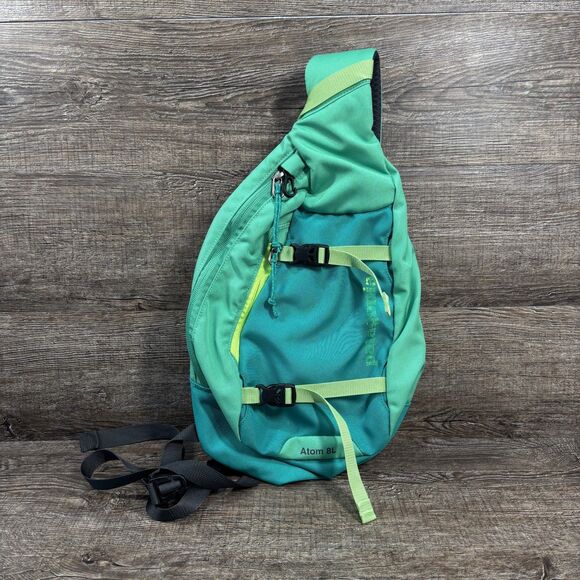 Patagonia Atom Sling 8L Shoulder Bag Crossbody Backpack Unisex Outdoor Pack - Picture 1 of 6